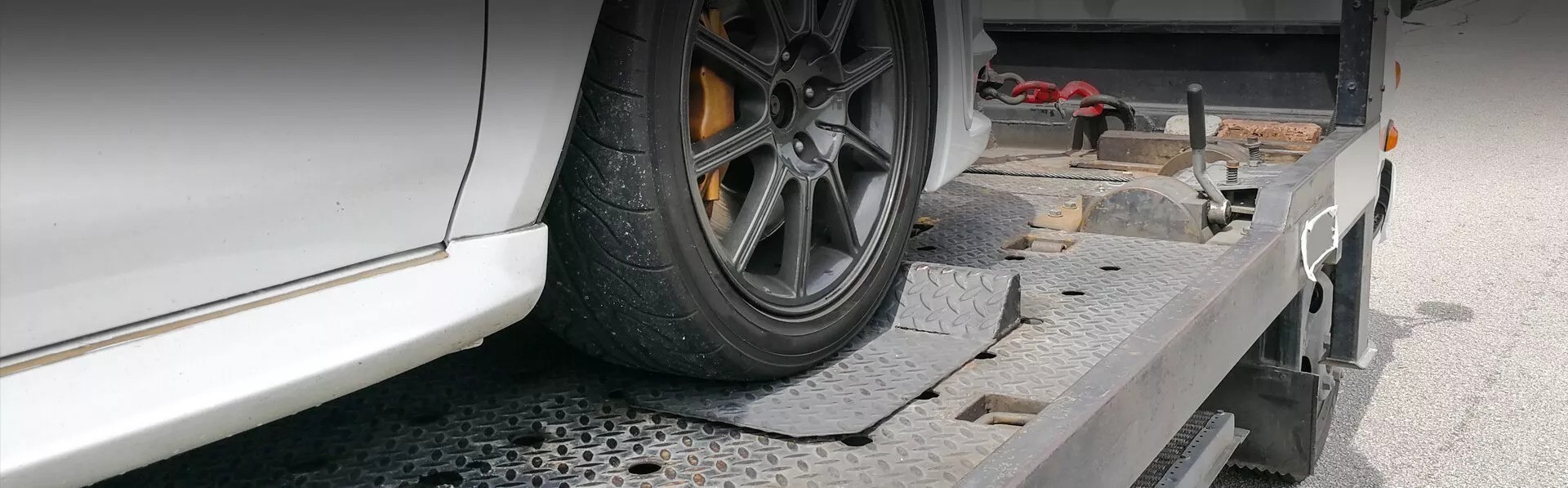 Holowanie pojazdu - pomoc drogowa